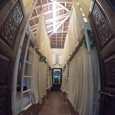 Happy Panda Hostel Arambol Goa Exterior foto