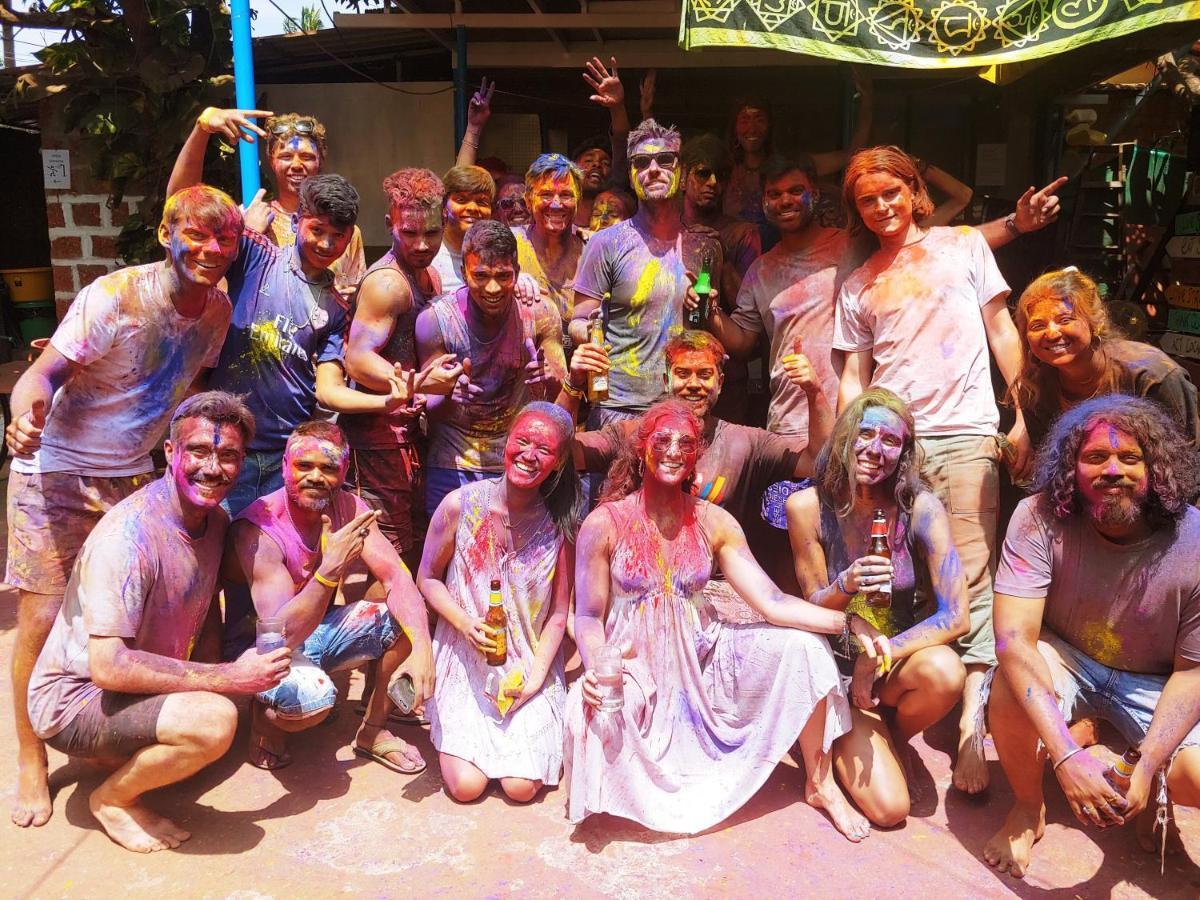Happy Panda Hostel Arambol Goa Exterior foto