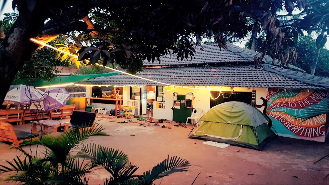 Happy Panda Hostel Arambol Goa Exterior foto